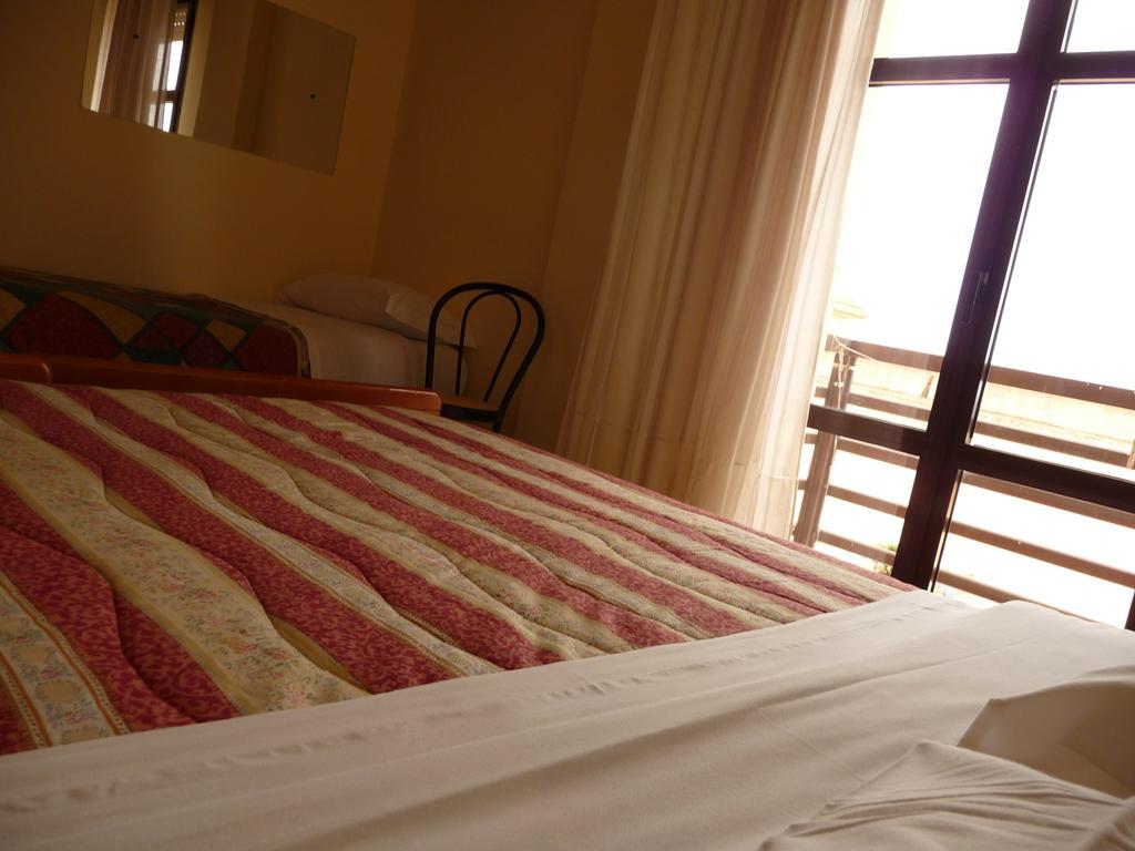 Agathae Hotel & Residence Scoglitti Kültér fotó